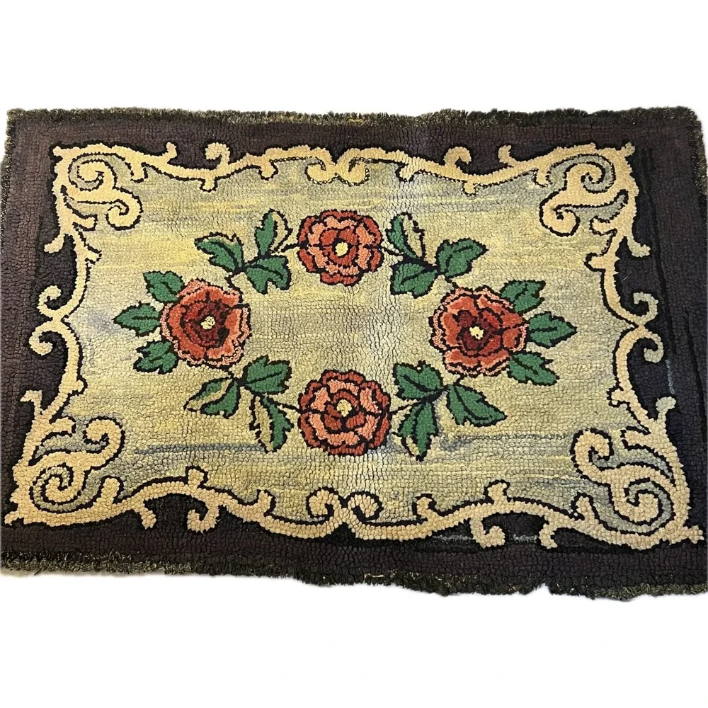 Vintage Hand Hooked Floral Rug | 40